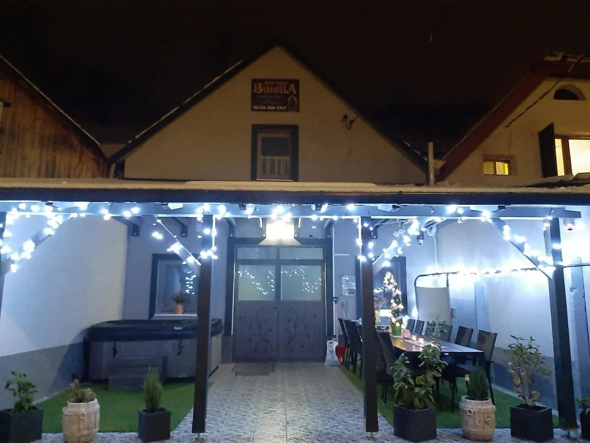 Nyaraló Butella Apartman Eger